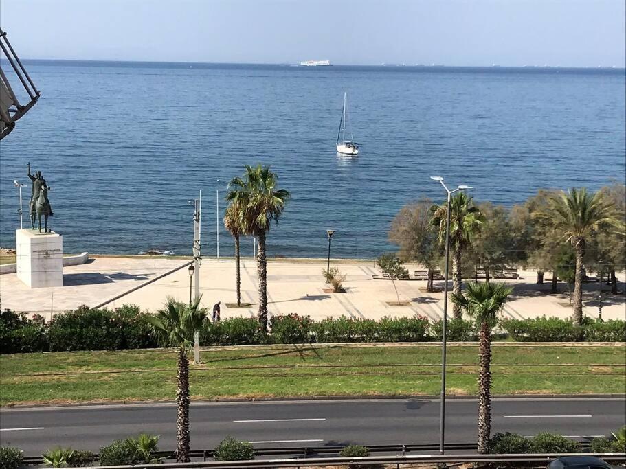 Finer Things Flisvos Beach Condo In Palaio Faliro Ateny Zewnętrze zdjęcie