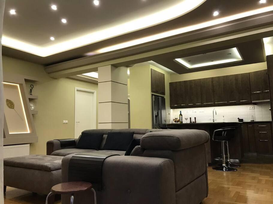 Finer Things Flisvos Beach Condo In Palaio Faliro Ateny Zewnętrze zdjęcie