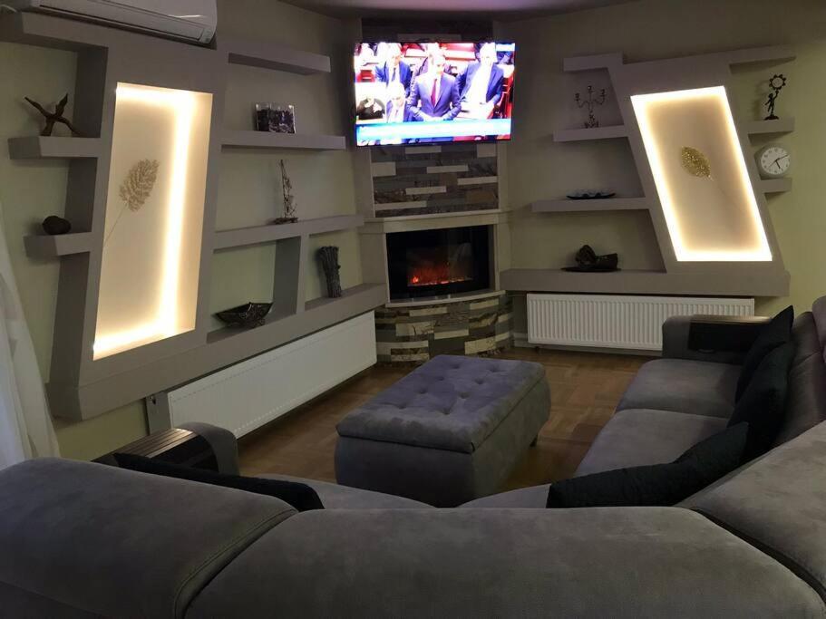 Finer Things Flisvos Beach Condo In Palaio Faliro Ateny Zewnętrze zdjęcie