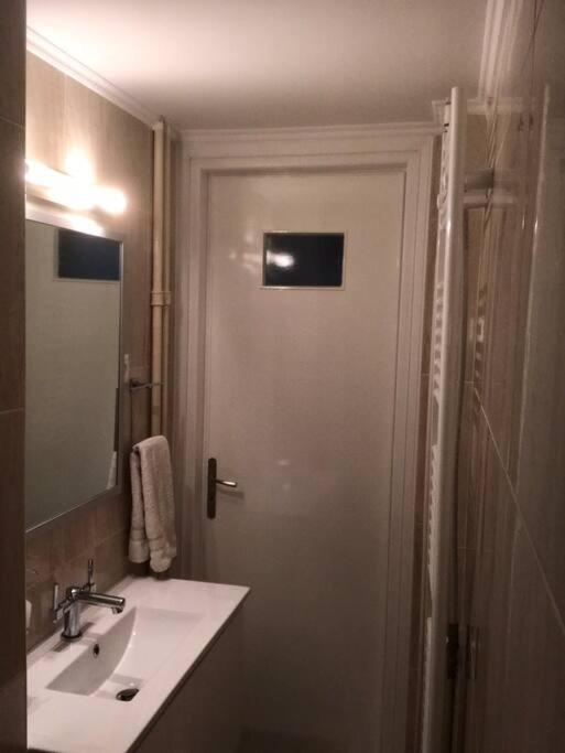 Finer Things Flisvos Beach Condo In Palaio Faliro Ateny Zewnętrze zdjęcie